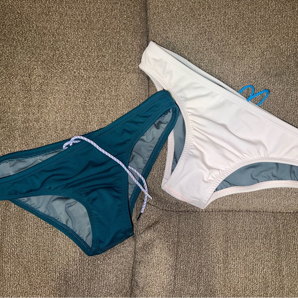 2 jolyn bikini bottoms